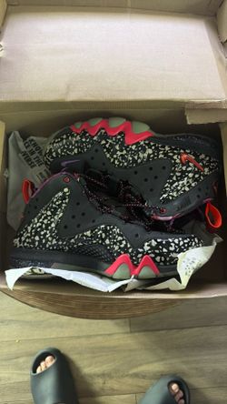 Shoes 9.5