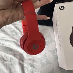 Beats Solo Wireless 3