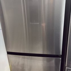 Midea 20 Cu Ft 3 Way Refrigerator / Freezer Convertible