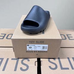 Brand New Adidas Yeezy Slide "Onyx" Black Mens Size 10 HQ6448