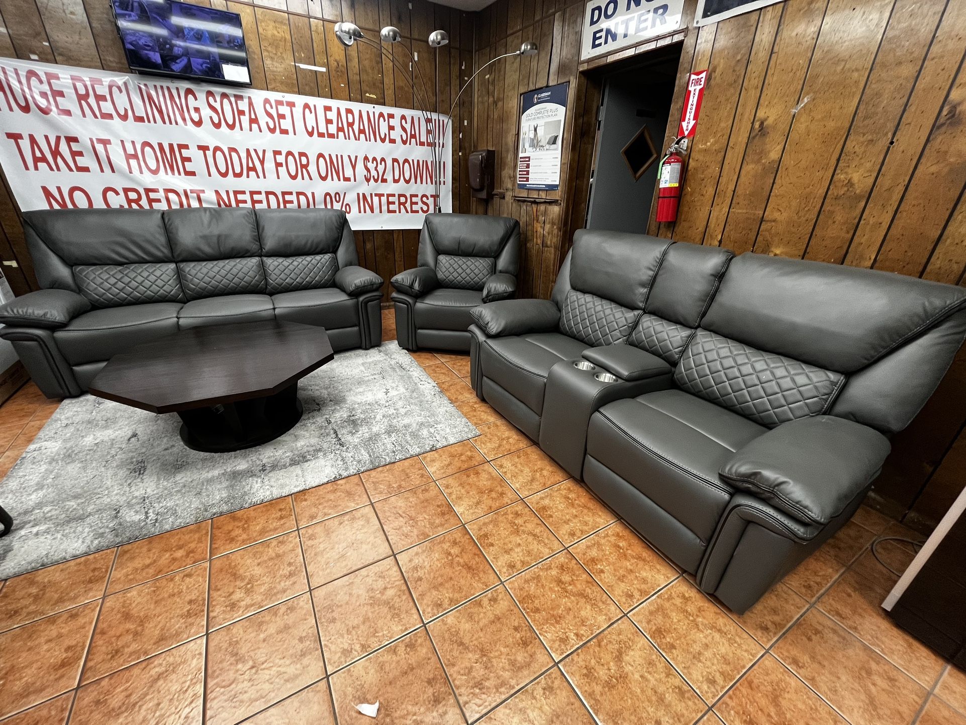 $1249 FLASH SALE 3 Piece Recliner Set Brand New In Box