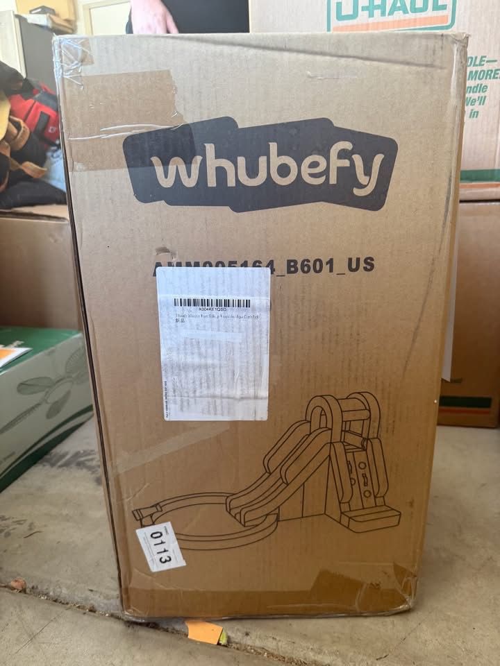 Inflatable water slide bounce house