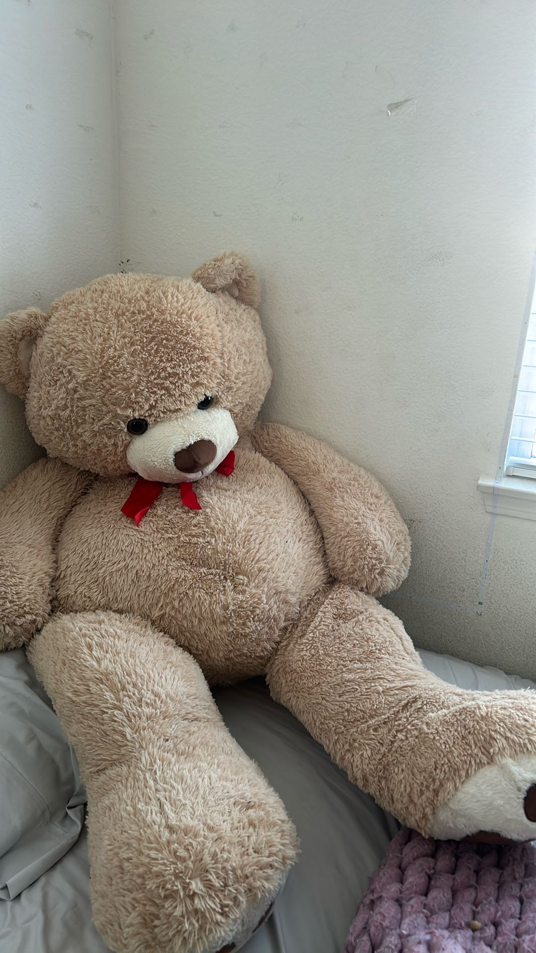 Giant Teddy Bear – 4ft Plush, Like New & Super Soft