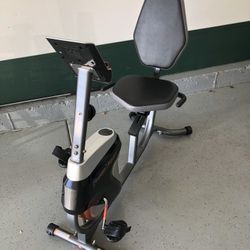 Fitness Reality R4000 Recumbent Bike