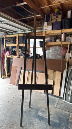 Easel