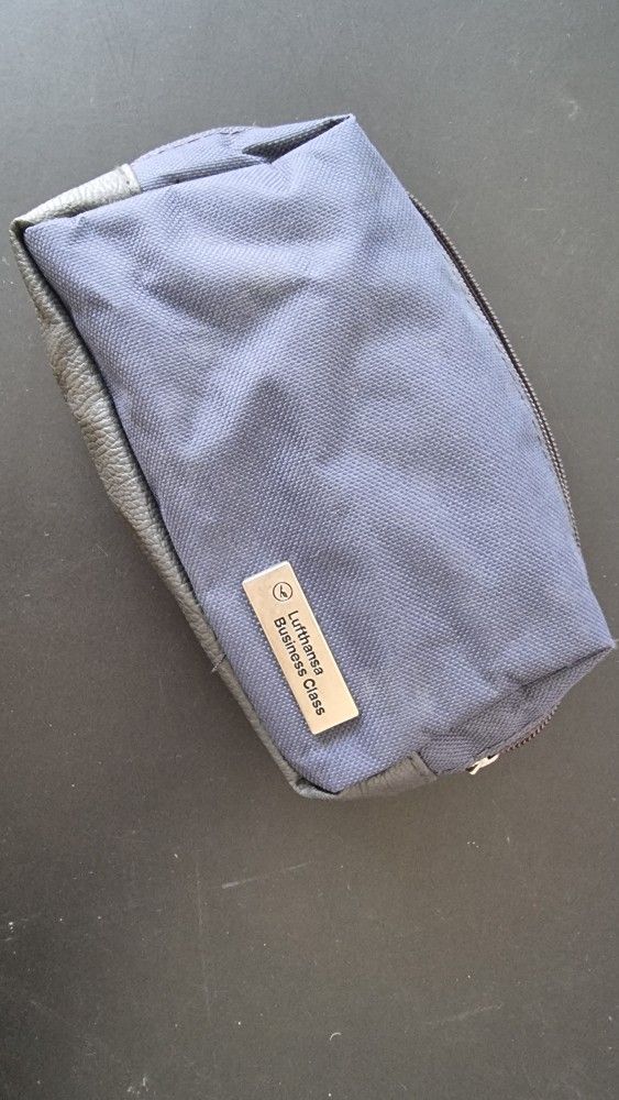 Lufthansa Airlines Business Class Travel Cosmetic Toiletry Amenity Case Bag Only