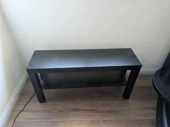 Set of 2 side tables
