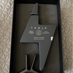 Tesla Bottle
