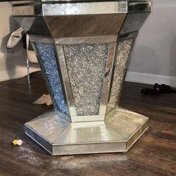 Diamond glass Table 