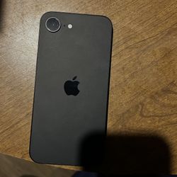 iPhone 16e – Unlocked