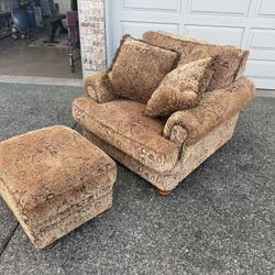 Comfortable Chair & Otoman
