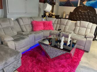 🔥🔥Beautiful Furniture Sectional  Power  Recliners On Sale Only 1599 Last One