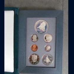 1995 U.S. Mint Prestige Set in OGP -- KEY DATE COIN SET! — SHIPPING AVAILABLE!