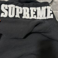 Supreme Hoodie