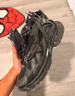 Balenciaga runners