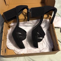 Women’s Black Platform Dress Shoes 