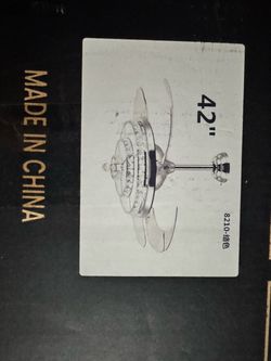 Ceiling fan with retractable blades