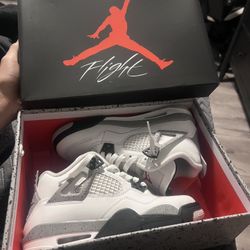 Jordan 4 Retro “White Cements” Size 5.5 men