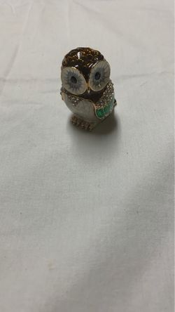 Brand new hinged owl box paid 25 regular
