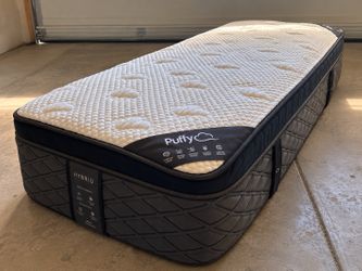 Puffy Royal Hybrid Twin XL – $250 Each | Split King Pair