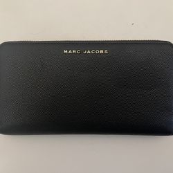 MARC JACOBS  WALLET 