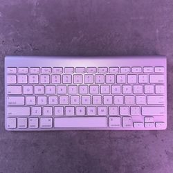 Apple Magic Keyboard - Bluetooth Keyboard 