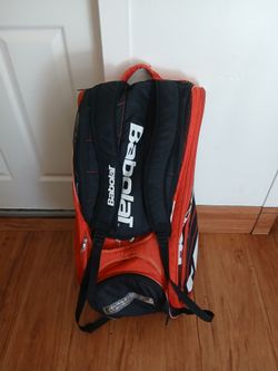 Tennis racket backpack