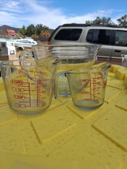 Glass Measuring Cup Set of 3