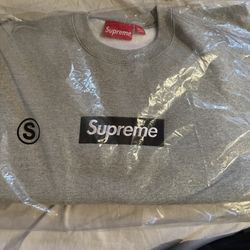 Supreme x Nike Arc Crewneck Purple for Sale in New York, NY - OfferUp