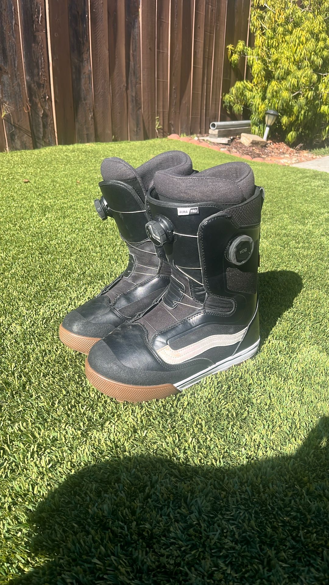 Vans Aura Pro Snow boots