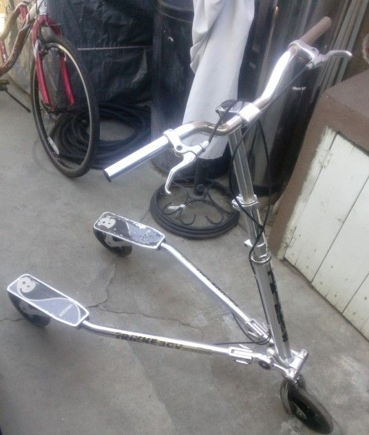 Trikke 8 3CV