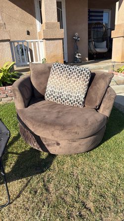 Swivel chair