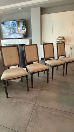 Set of 4 Farmhouse Chairs