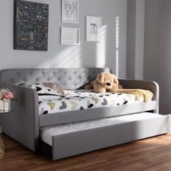 Camelia Light Gray Twin Daybed with Trundle