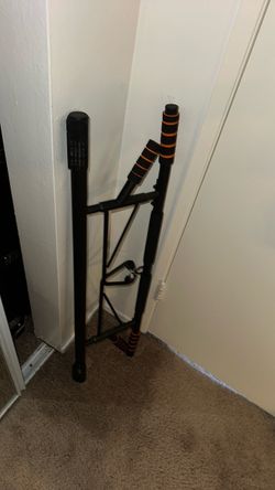 Doorway Pull-Up Bar