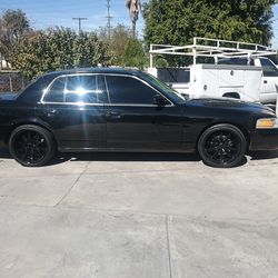 2005 Ford crown Victoria police interceptor
