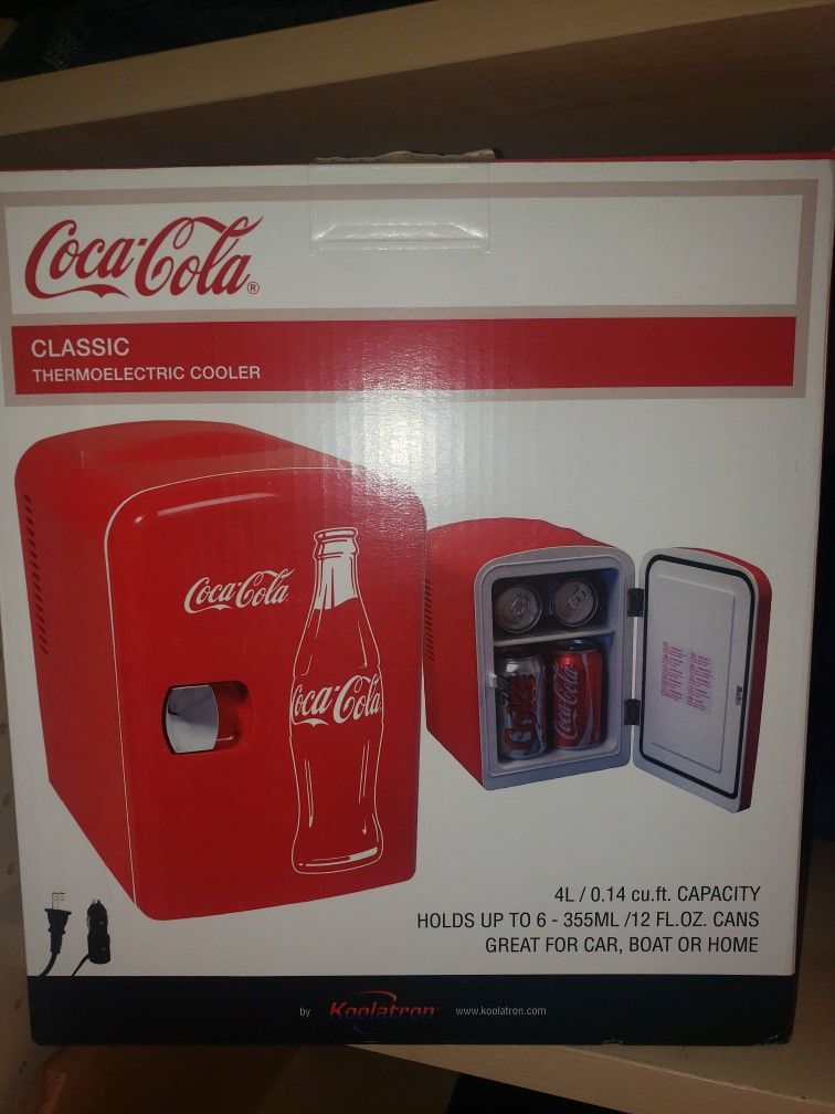 Coca Cola Mini Fridge