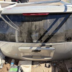 2007 Chevy Tahoe tailgate