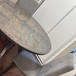 Dinning Table & 3 Chairs 