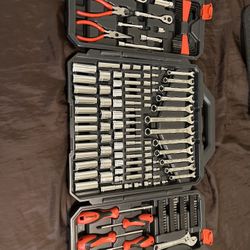 Crescent 180 Piece Tool Set