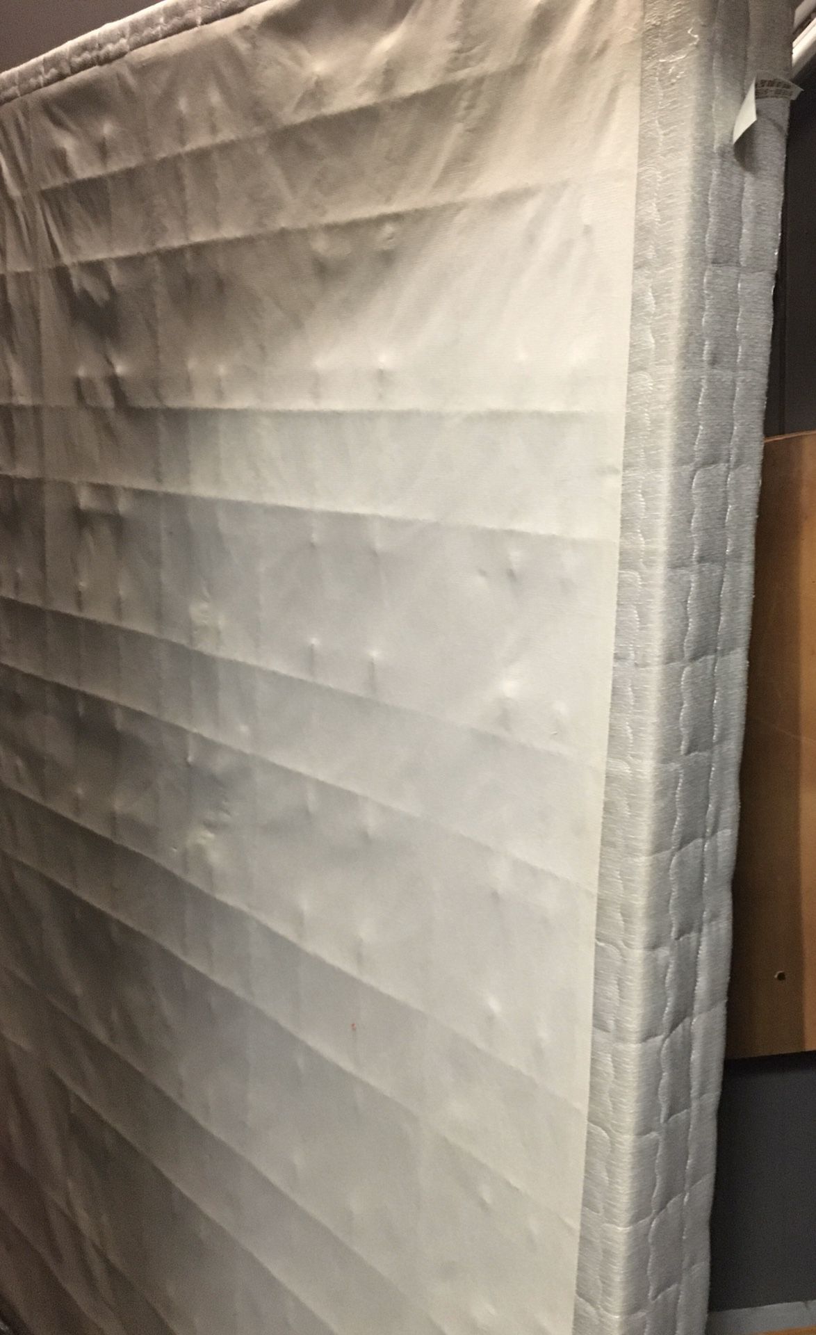 Free full size box spring