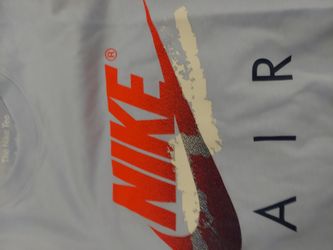 🔥 Nike Graphic Tees / Jordan Shirts – New w/ Tags – Men’s Large – $15-$20 🔥