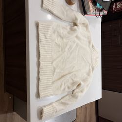 NWT St. George Cream Ribbed High-Neck Sweater