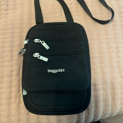 Baggallini Journey Cross Body Purse
