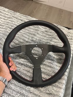 Momo MCL35BK3B Steering Wheel (Monte Carlo 350 Leather Red Stich), 1 Pack