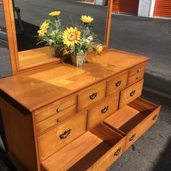 Real Wood Long Dresser With Big Drawers, Big Mirror. Drawers Sliding Smoothly. Delivery Available 