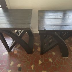 2 x wooden Side Tables
