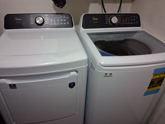 3 weeks old washer and electric dryer