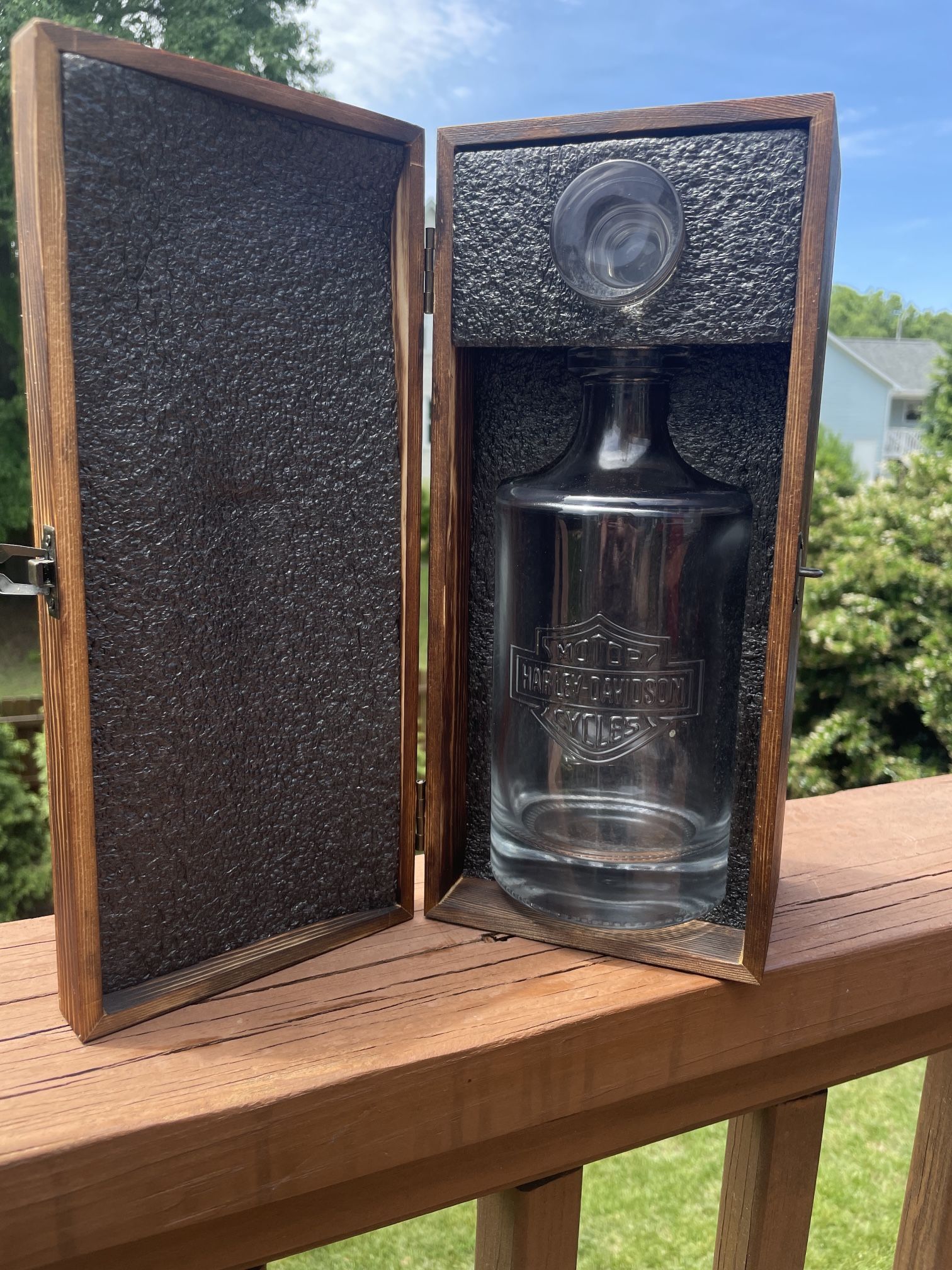 Whiskey decanter 2021