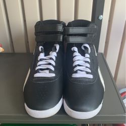 Reebok Black High top Shoes Size Womans 7